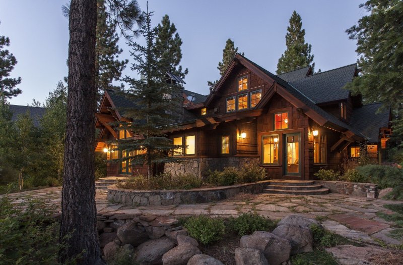 Хижина, США ЭКОДОМ