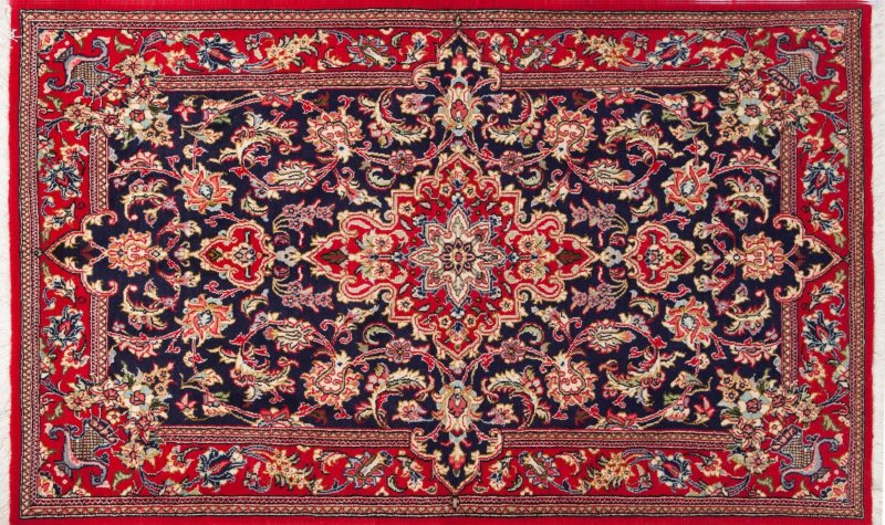 Старинный ковер