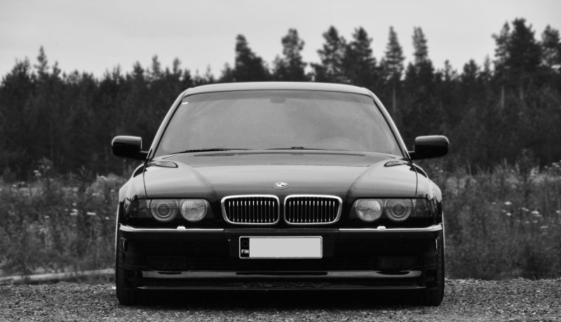 BMW 750 бумер