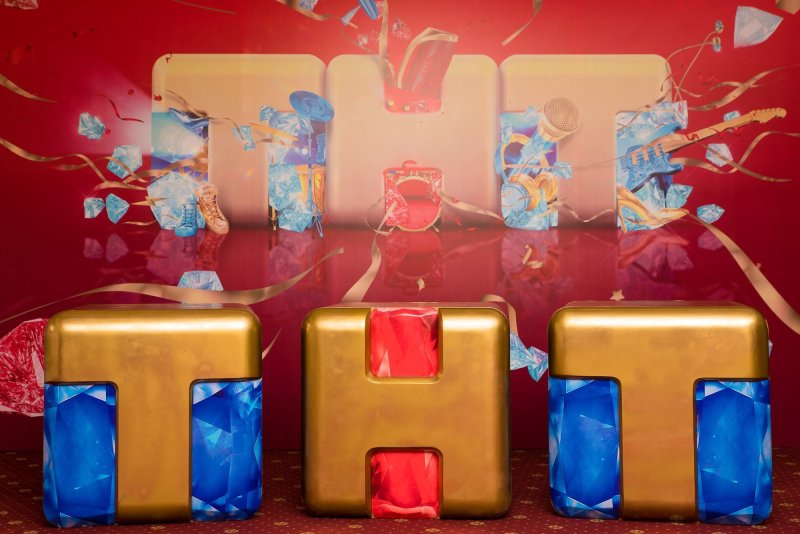 ТНТ логотип