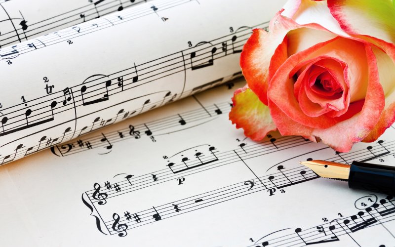 Музыкальный фон