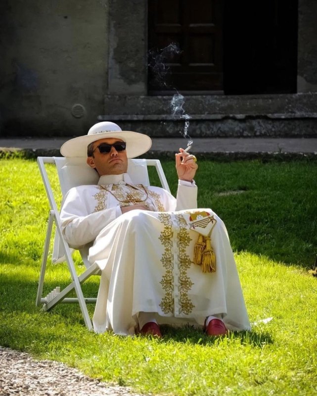 Джуд Лоу папа Римский