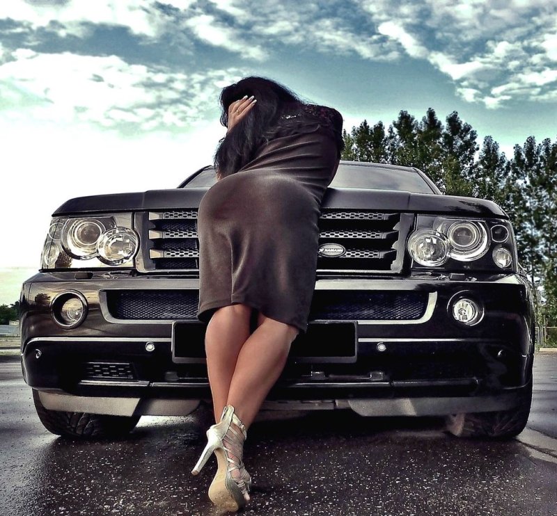 Фотосессия с джипом девушки