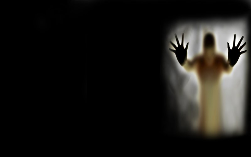 Обои зомби за стеклом живые