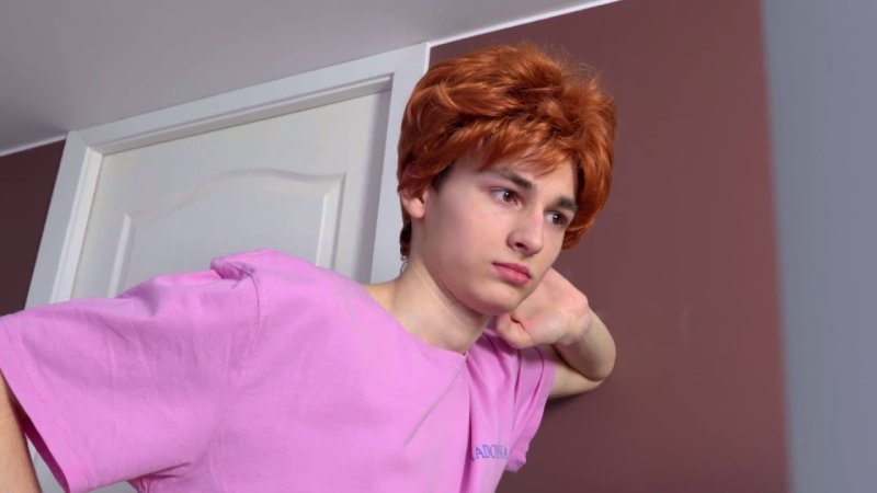 Елена-Кристина лебедь пародия Брайн Мапс