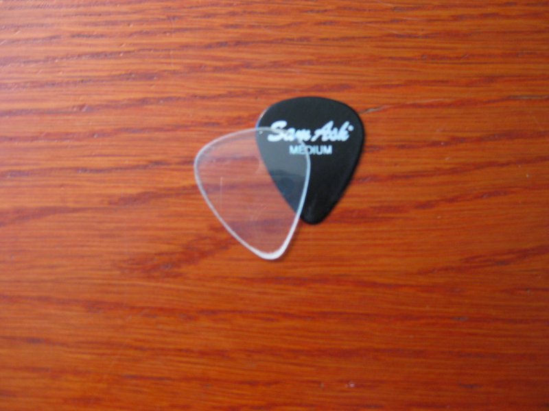 Макет медиатора для гитары