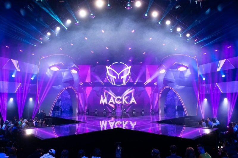 Шоу маска НТВ лого