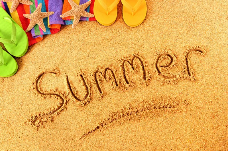 Лето надпись