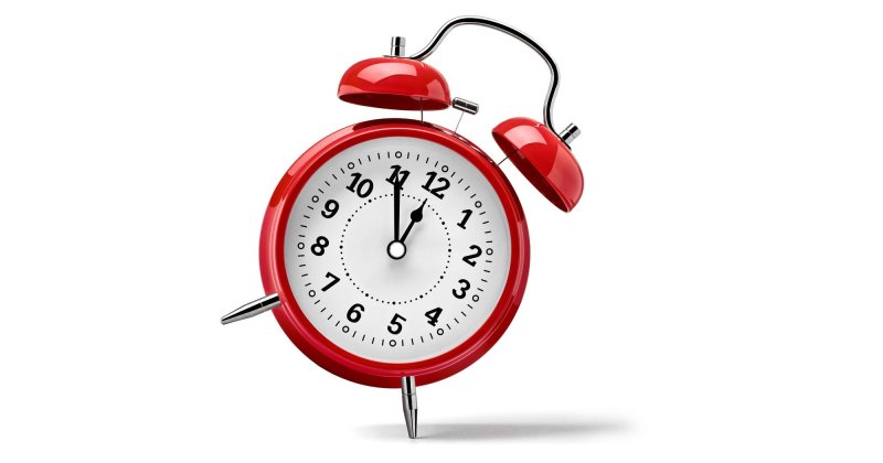 Будильник звенит