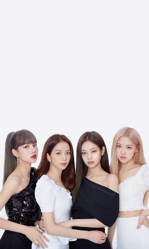 Группа BLACKPINK 2021