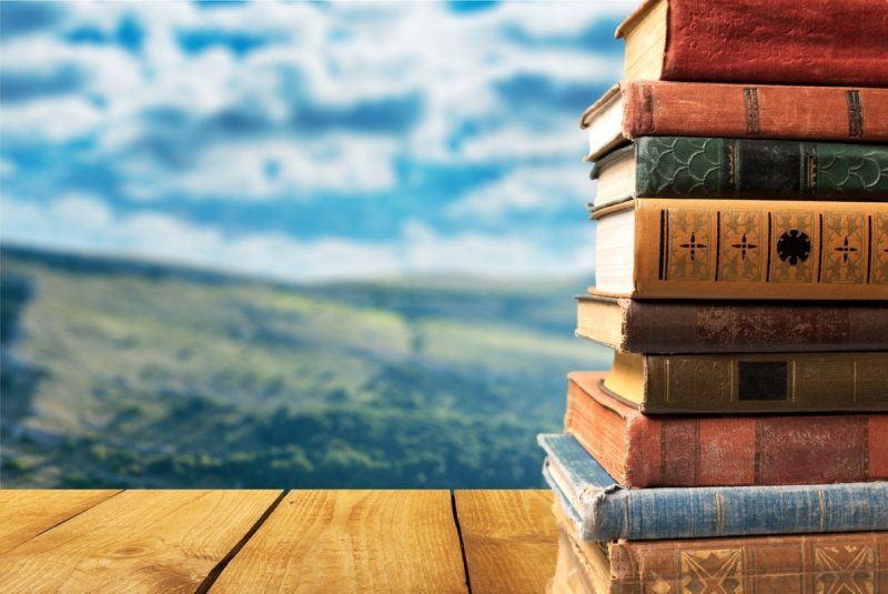 Красивый фон с книгами