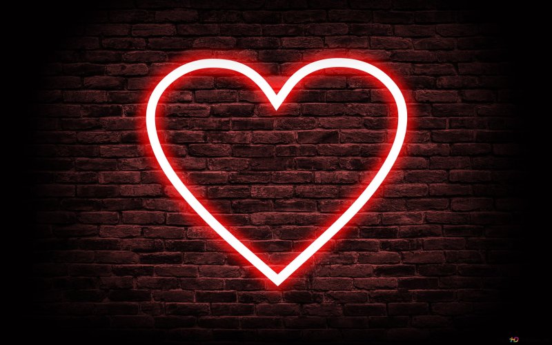 Неоновое сердце