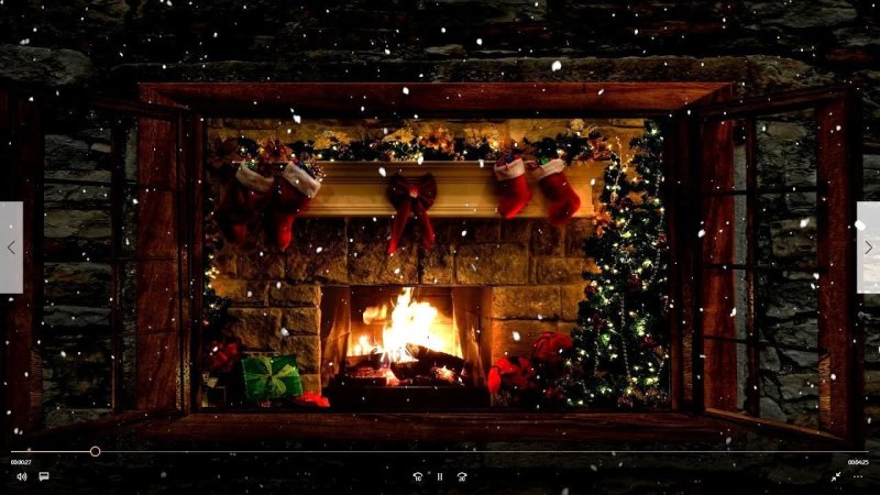 Новогодняя комната с камином