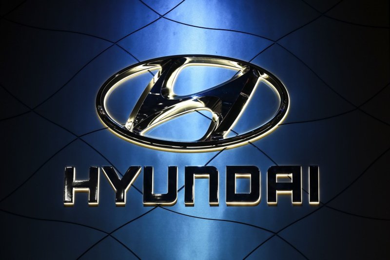 Hyundai логотип