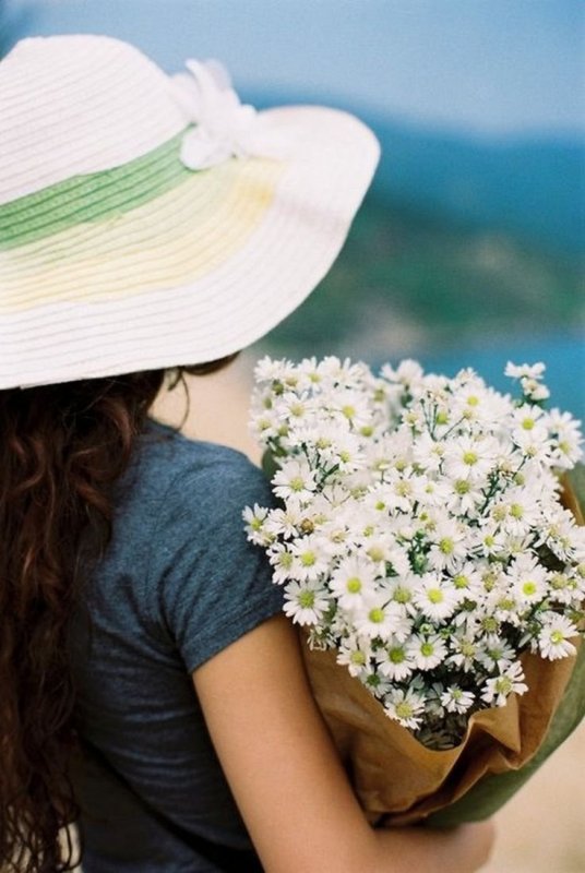 Девушка в цветах