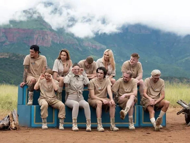 Валя карнавал звезды в Африке 1 сезон