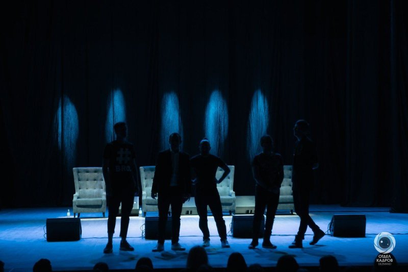 Импровизация силуэты