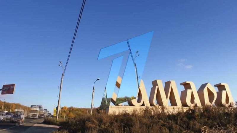 Первый канал зеркальный логотип