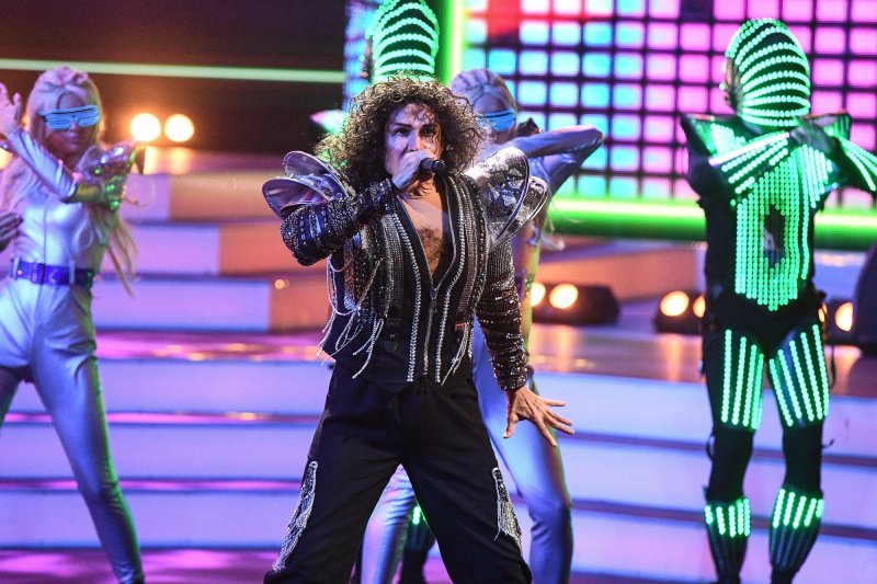 Алёна Свиридова точь в точь