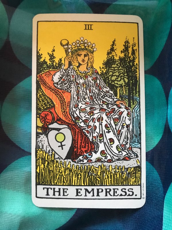 3 Аркан Императрица Таро Уэйта