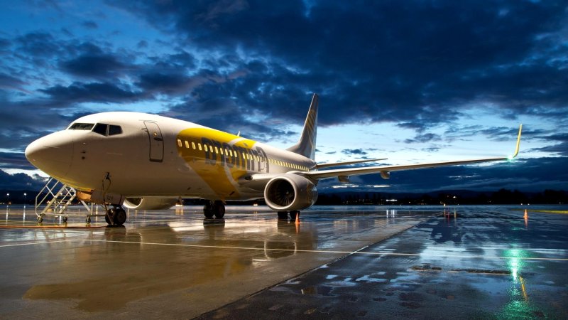 Самолёт Боинг 737