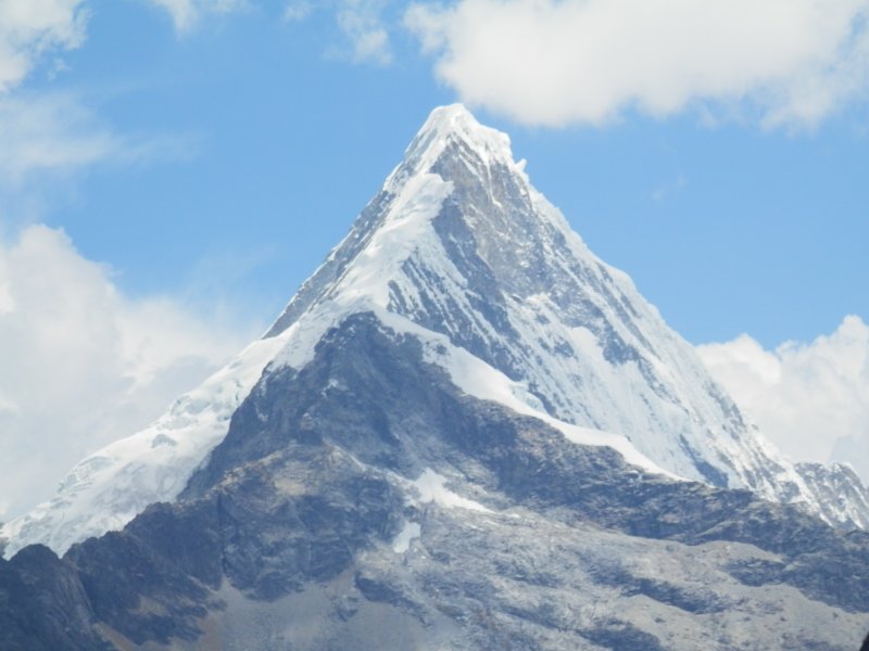 Парамаунт Пикчерз гора на заставке