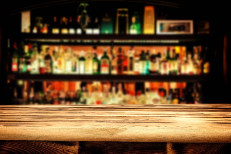 Столик в пабе