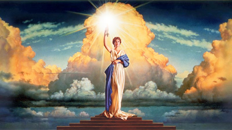 Коламбия пикчерс представляет