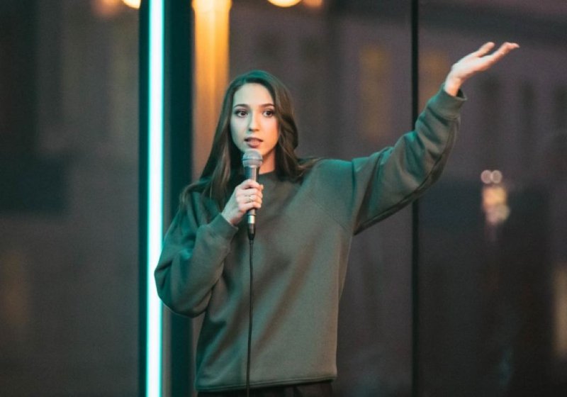 Надя Джабраилова стендап 2023