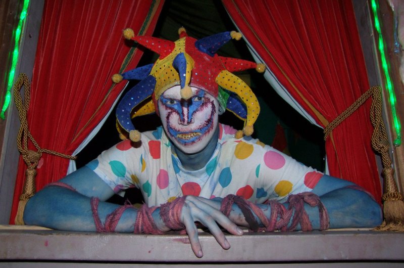 Ужасы нашего городка заставка