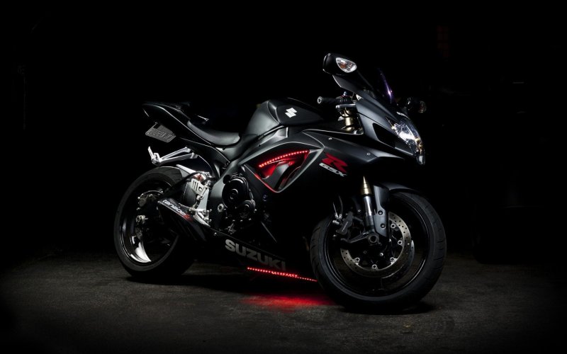 Yamaha r1 Dark