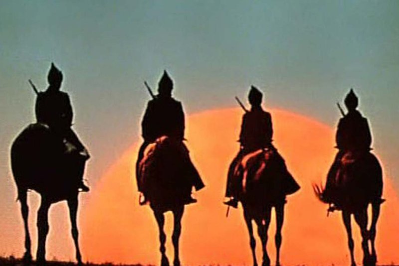 Неуловимые Мстители солнце