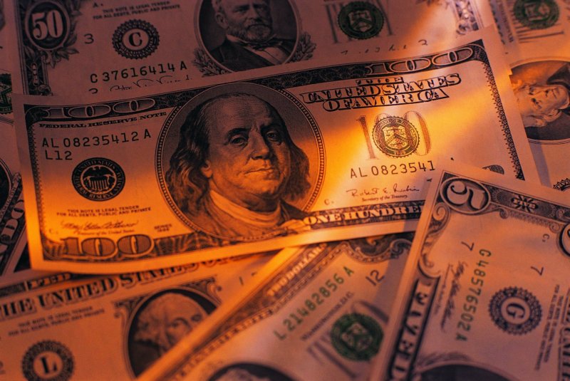 Красивая заставка с деньгами