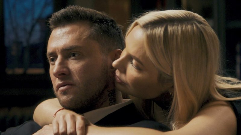 Жизнь по вызову сериал 2022