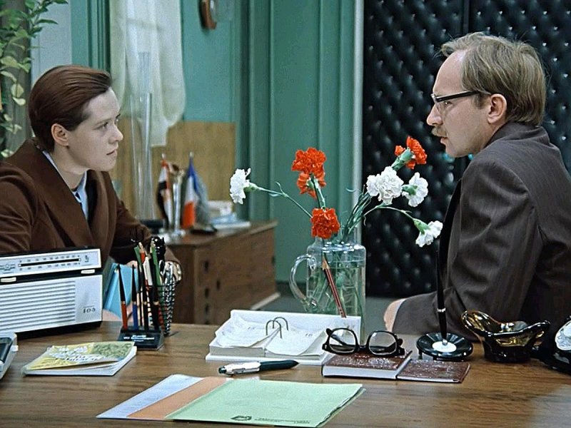 Фильм Эльдара Рязанова служебный Роман