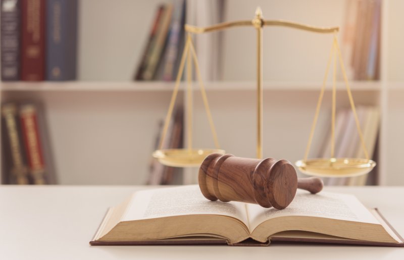 Юриспруденция фон