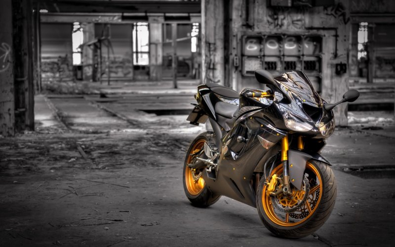 Yamaha zx6r мотик