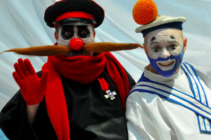 Каламбур деревня дураков