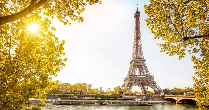 Эйфелева башня в Париже для стола