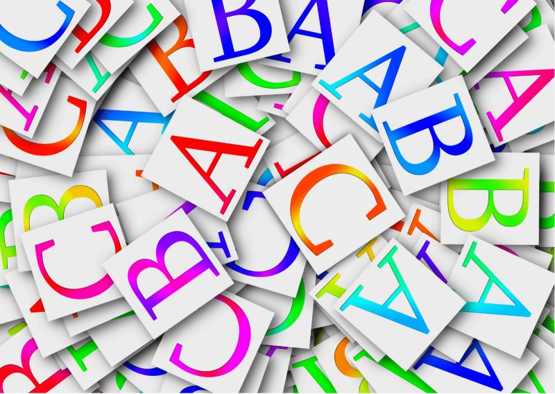 Фоновая картинка с буквами