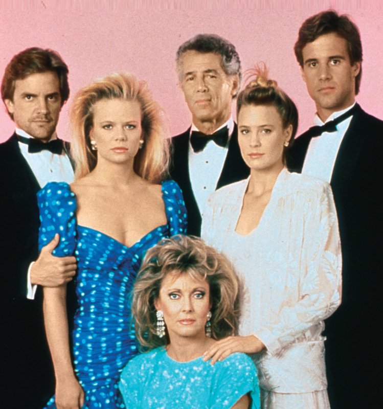 Санта Барбара си си Кэпвелл