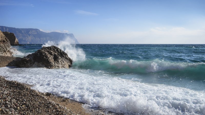 Прибой Судак море