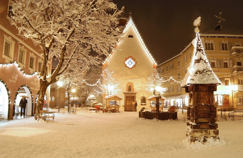 Новогодняя улица