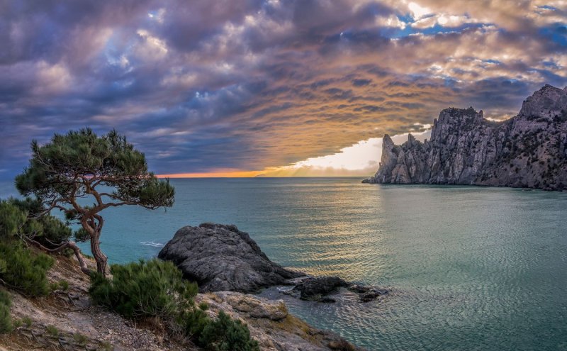 Скалы Ласпи