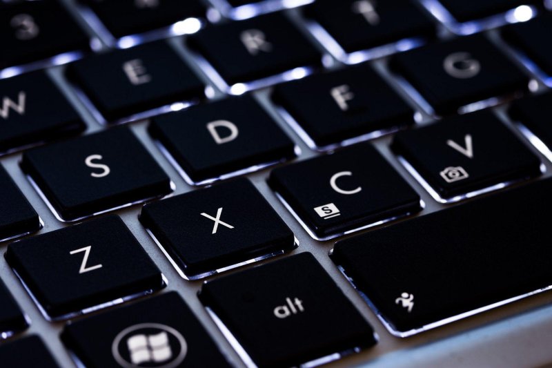 Компьютерная клавиатура