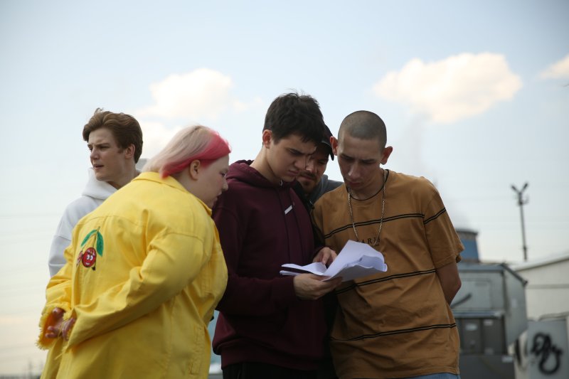 Трудные подростки Фил и Лена