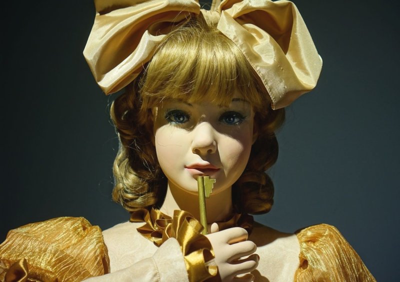 Кукла наследника Тутти Суок