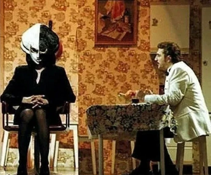 Валерий Комиссаров моя семья маска