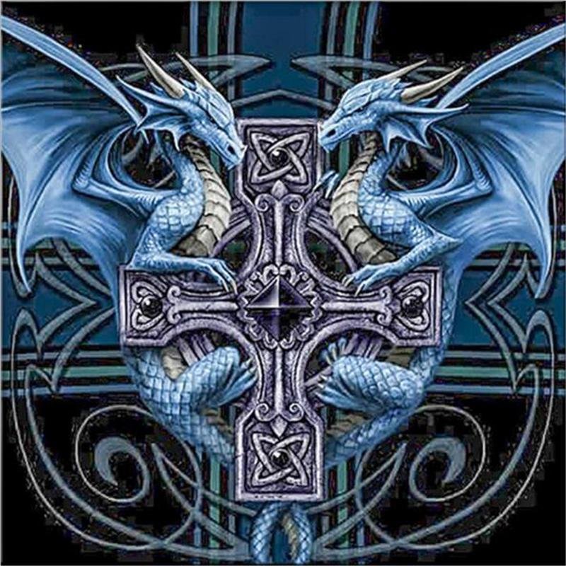 Кельтский крест с драконом