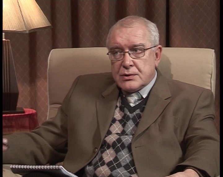 Понять и простить передача